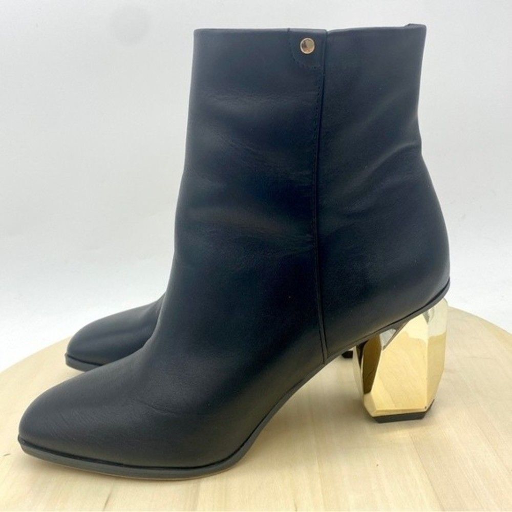 Franco Sarto Tiera Black Leather Gold Beveled Block Heel Ankle Boot Size 7M NEW! - Picture 3 of 10
